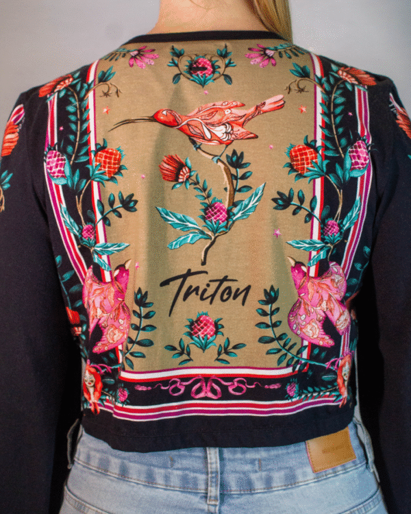 CAMISETA ESTAMPADA TRITON COLOR SCARF M - Imagem 3